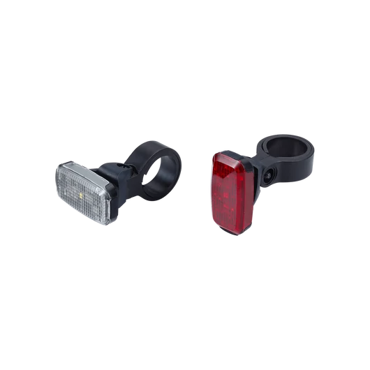 BBB Cycling kerékpáros lámpa szett BLS-148 SpotCombo, 24 és 4 lumen (első és hátsó), 3 mód, micro USB tölthető 300mAh akku, gumis felfogatással VILÁGÍTÁS